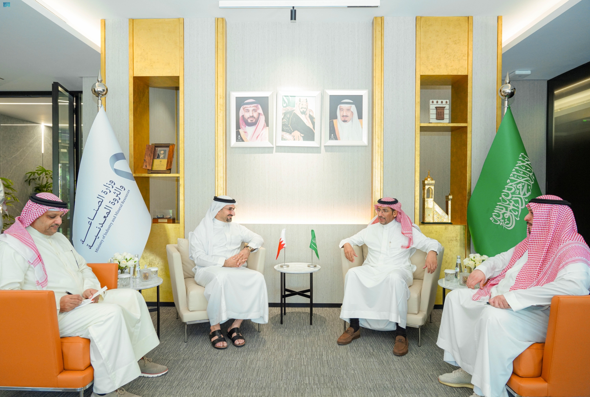 “اجتماع”-سعودي-–-بحريني-يبحث-“رؤية-2030”